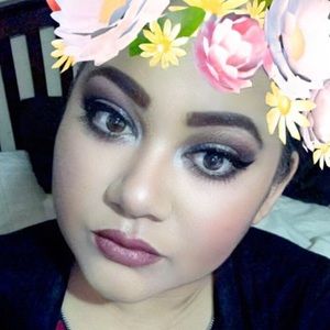 Meet your Posher, Norma